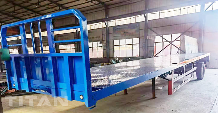 3 axles flatbed semi trailer with front board