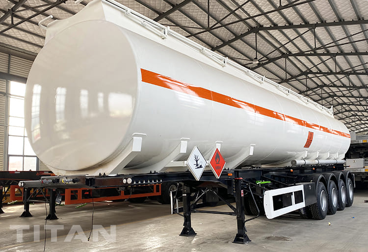 4 Axles Petroleum Tanker Trailer