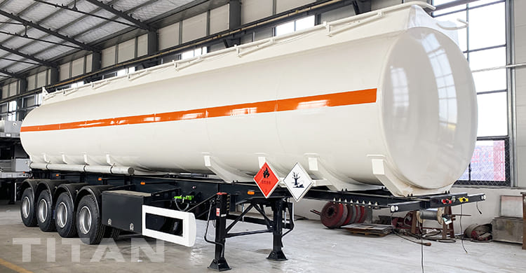 4 Axles petroleum tanker trailer
