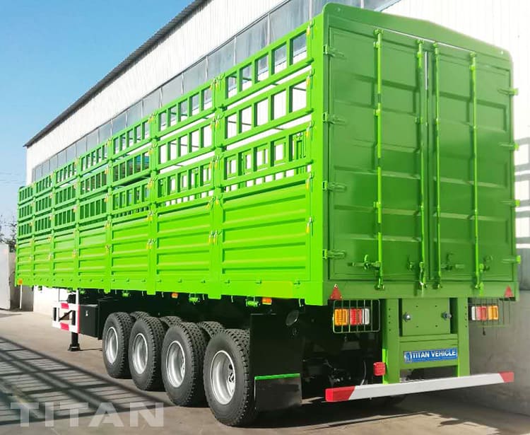 Tri Axles Livestock Animal Transport Trailer
