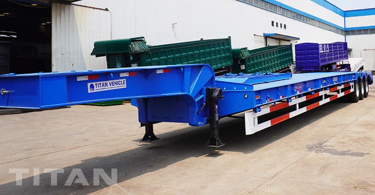 3 Axles Tractor Low Loader Trailer for Sale in Tanzania