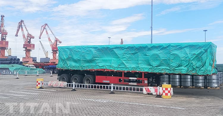 3 axles flatbed