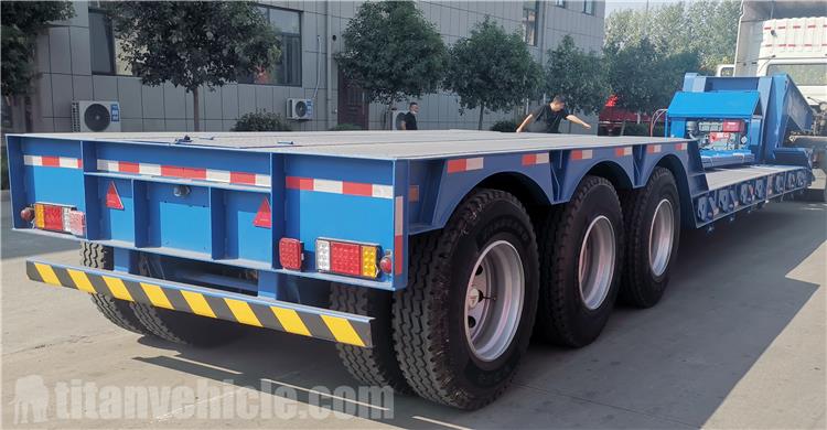 Tri Axle 60 Ton Removable Gooseneck Trailer for Sale In Jamaica