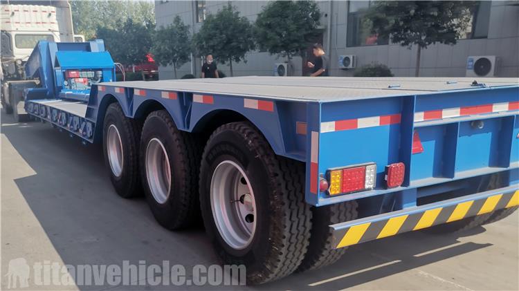 Tri Axle 60 Ton Removable Gooseneck Trailer for Sale In Jamaica