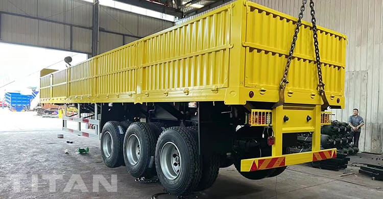 3 Axle 40 Ton Sideboard Trailer for Sale in Djibouti