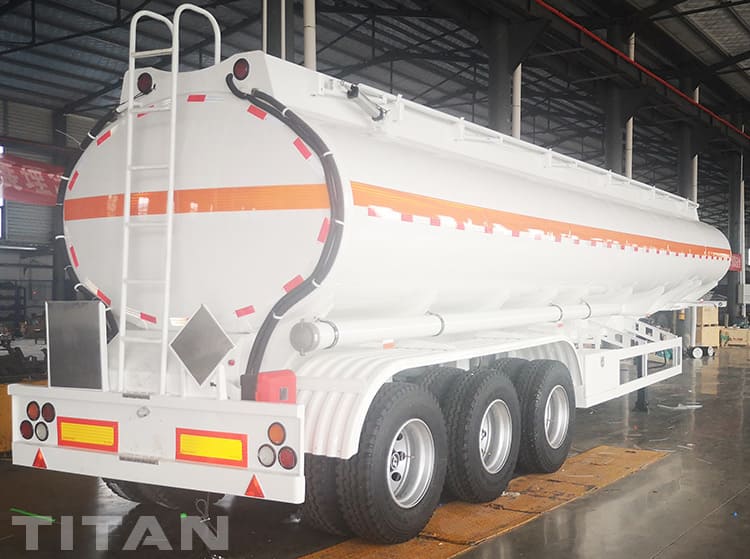 50000 Liters 3 Axle Petroleum Tanker Trailers for Sale in Tanzania