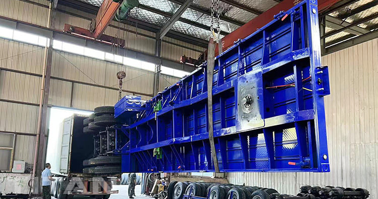 12M Flatbed Trailer 3 Axle for Sale in Jamaica