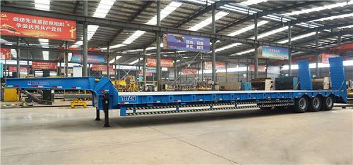 3 Axle Low Bed Trailer for Sale with Hydraulic Ramp