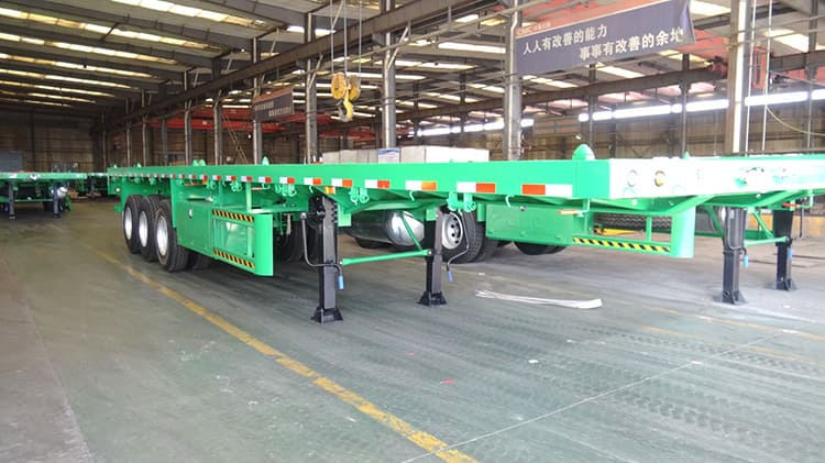 tri axle flatbed trailer
