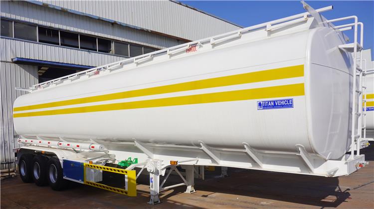 CIMC DONGYUE | Liangshan CIMC Dongyue Vehicles Co.,Ltd | CIMC CHINA Fuel Tanker Trailers for Sale