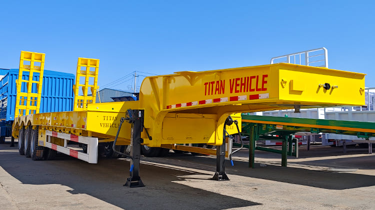 Low loader trailer|tri axle low loader truck for sale in Zambia