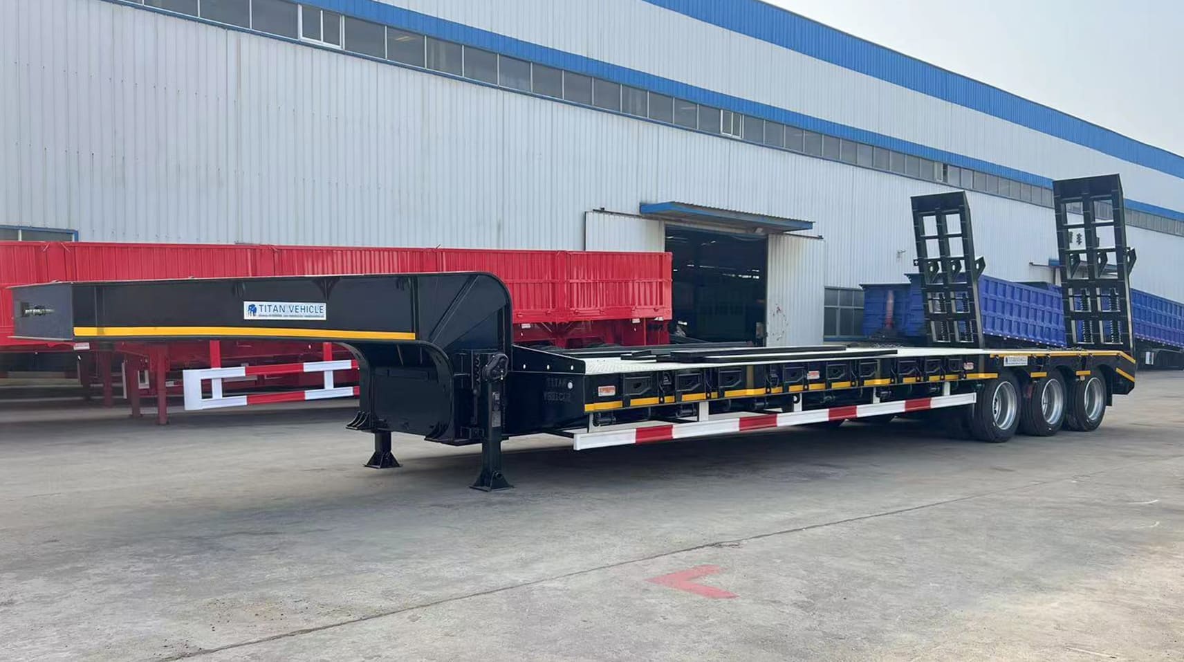 40 Feet Low Bed Trailer Truck manufacturers near me in Tanzania