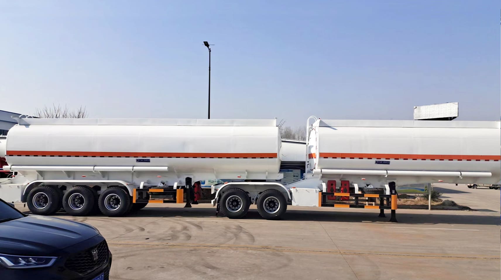 2025 Superlink China New Road Fuel Tankers for Sale in Angola Luanda