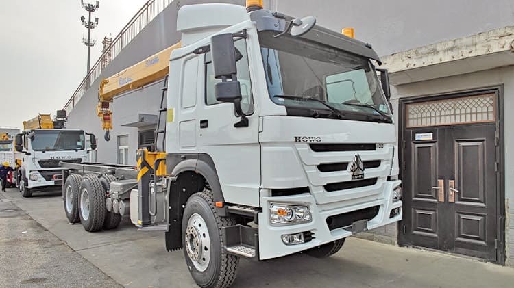 Truck Mounted Crane with Hydraulic Boom Price Capacity
