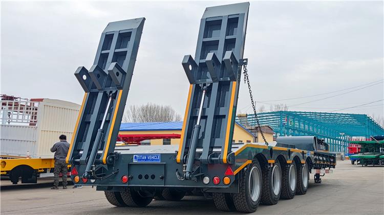 4 Axle 100 Ton Lowbed Trailer Truck for Sale In Nigeria Lagos