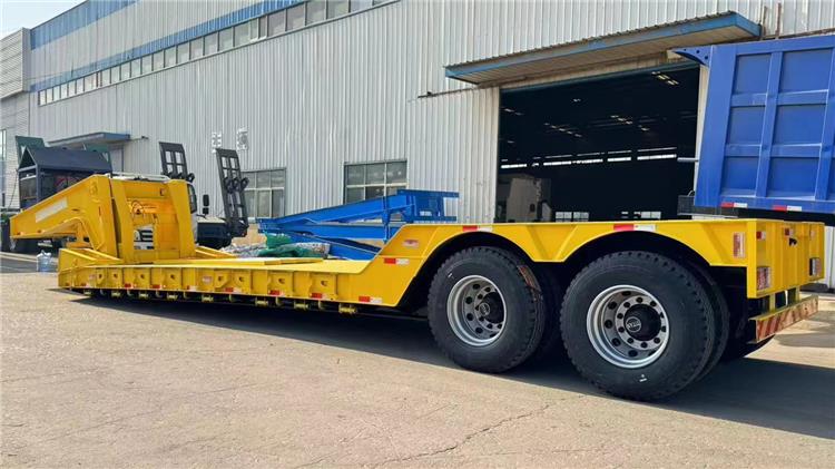 Detachable Neck Lowboy Trailer For Sale In Ghana