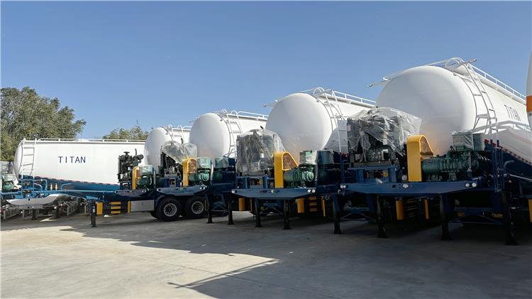 Tri Axle 60 Ton Cement Bulker Truck Trailer Price for Sale In Dominican