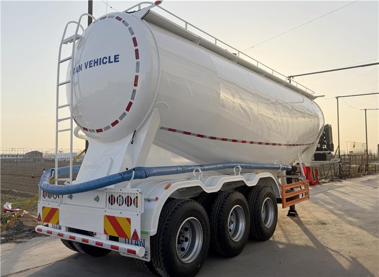 Pneumatic Dry Bulk Tank Trailers For Sale In Congo