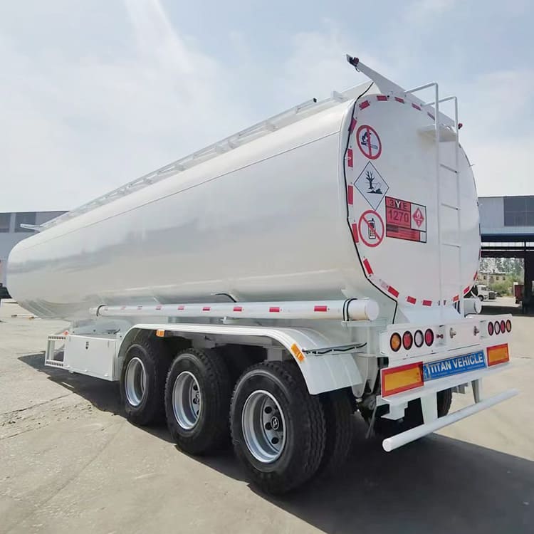 3 Axle Heavy Fuel Tanker Semi Trailer