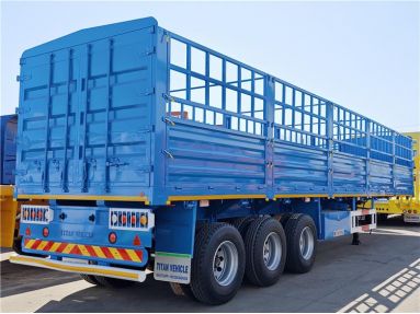 Tri Axle Livestock Animal Transport Trailer
